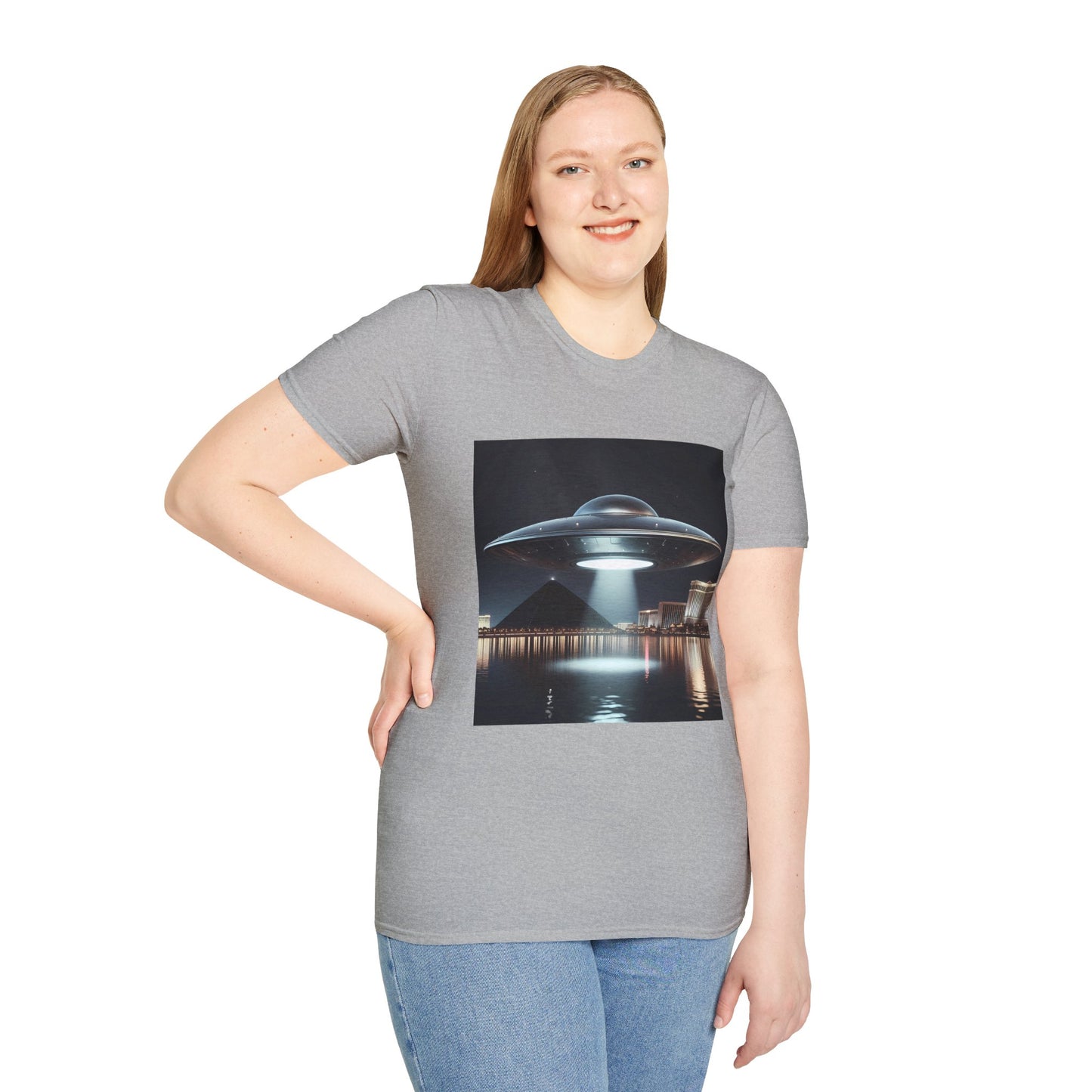 Vintage UFO Graphic Unisex T-Shirt, Retro Tee for Sci-Fi Lovers, Gift for Space Enthusiasts, Cool Alien Design, Unique Casual Wear
