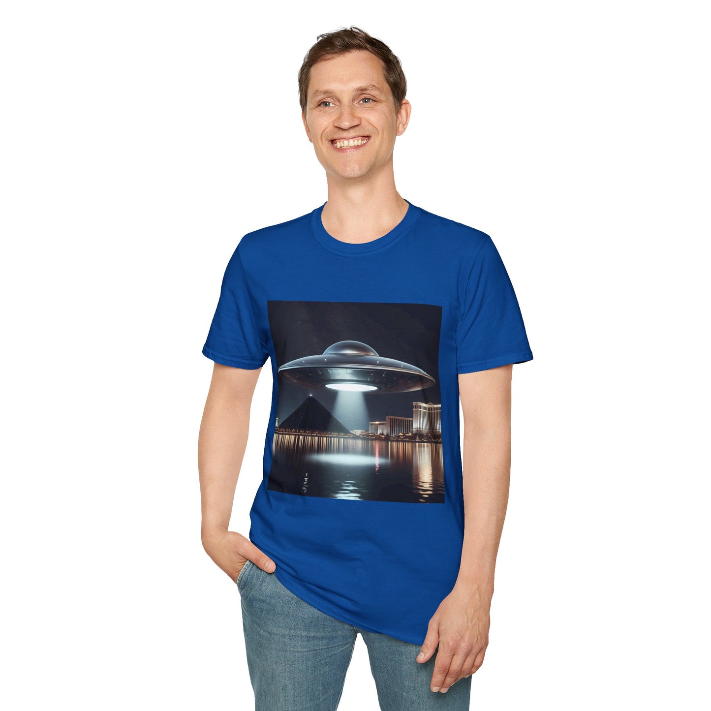 Vintage UFO Graphic Unisex T-Shirt, Retro Tee for Sci-Fi Lovers, Gift for Space Enthusiasts, Cool Alien Design, Unique Casual Wear
