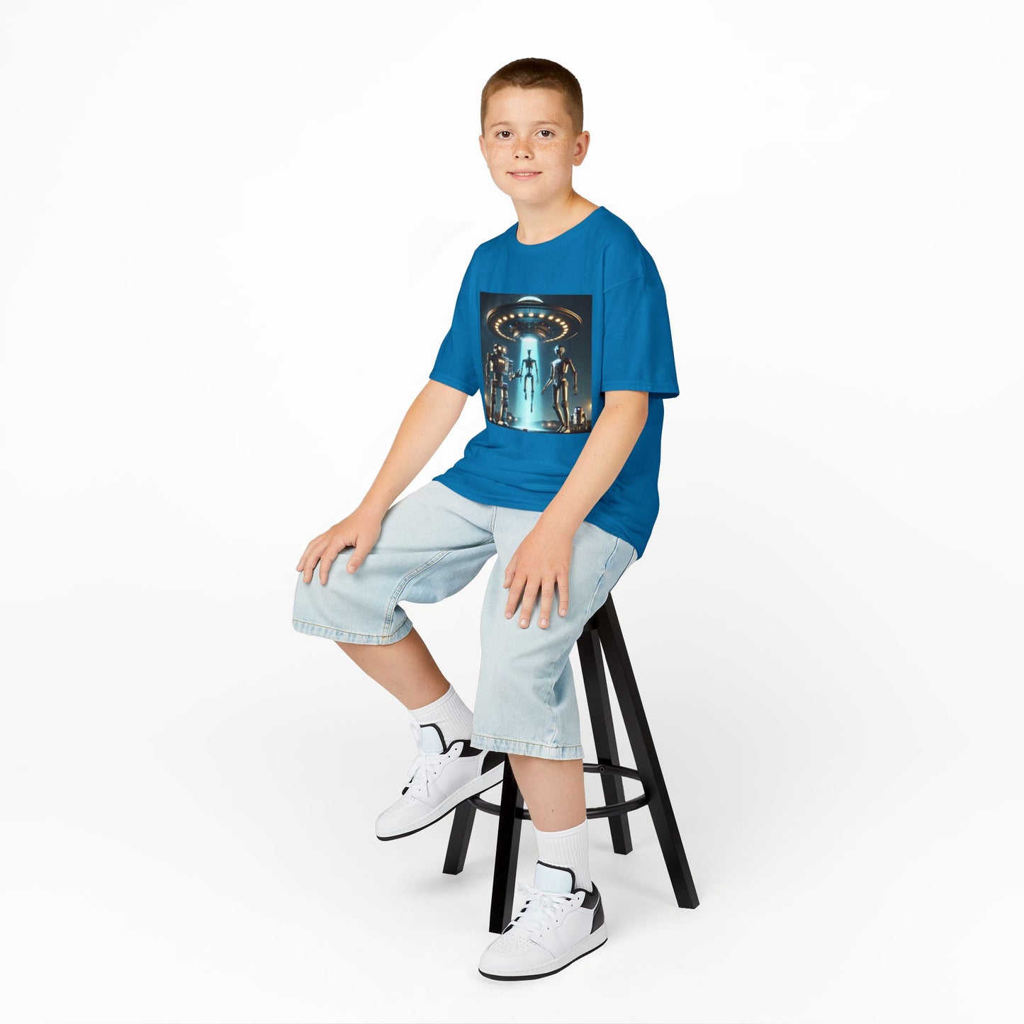 Alien Encounter Kids Tee, Fun Graphic Tee for Young Explorers, Perfect for Birthdays, Space Lovers, Casual Wear, Gift Idea