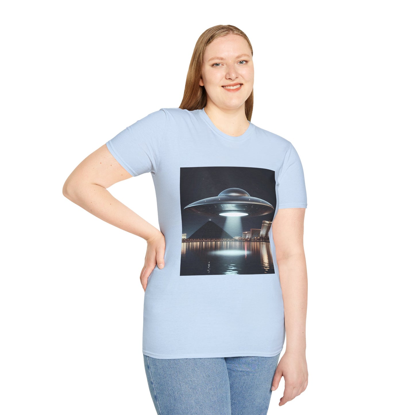 Vintage UFO Graphic Unisex T-Shirt, Retro Tee for Sci-Fi Lovers, Gift for Space Enthusiasts, Cool Alien Design, Unique Casual Wear