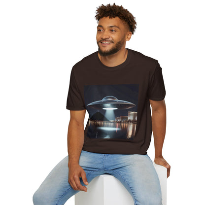 Vintage UFO Graphic Unisex T-Shirt, Retro Tee for Sci-Fi Lovers, Gift for Space Enthusiasts, Cool Alien Design, Unique Casual Wear