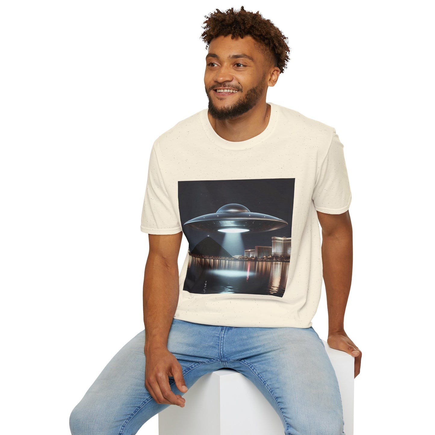 Las Vegas UFO, Vintage UFO Graphic Unisex T-Shirt, Retro Tee for Sci-Fi Lovers, Gift for Space Enthusiasts, Cool Alien Design, Unique Casual Wear