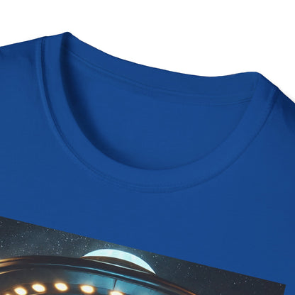 Retro Sci-Fi Unisex T-Shirt, Alien Design Shirt, Gift for Space Lovers, Cool Graphic Tee, Perfect for Sci-Fi Fans, Casual Wear